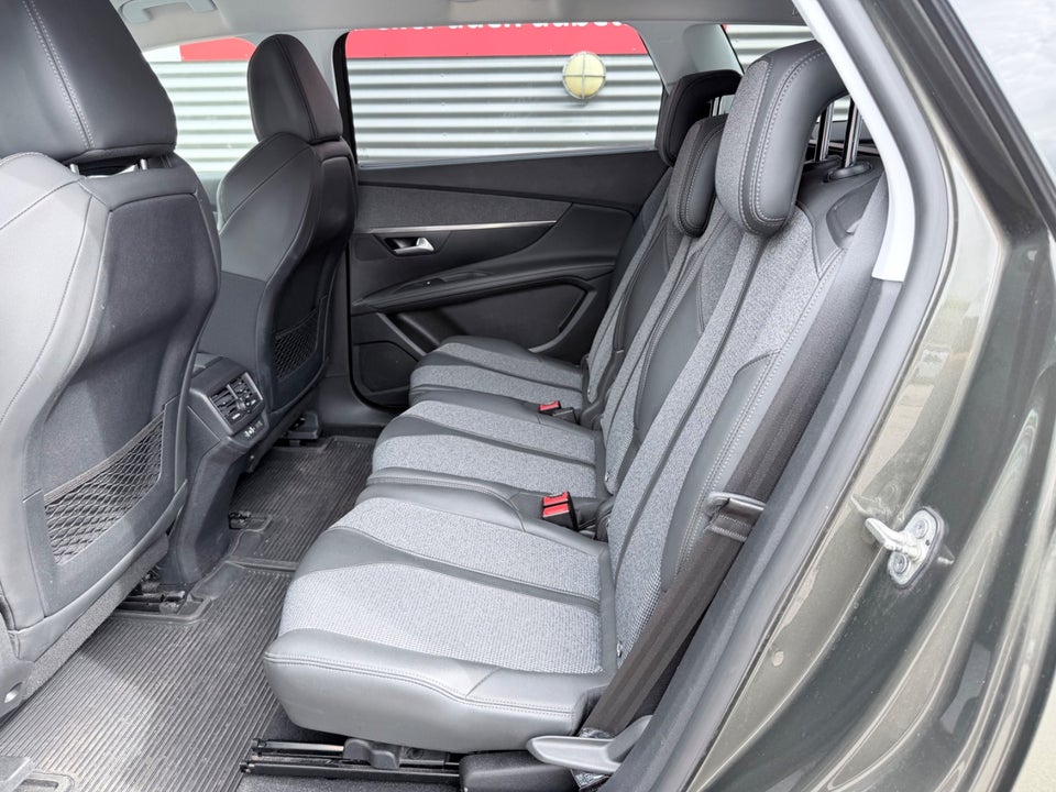Peugeot 5008 1,5 BlueHDi 130 Allure EAT8 7prs 5d