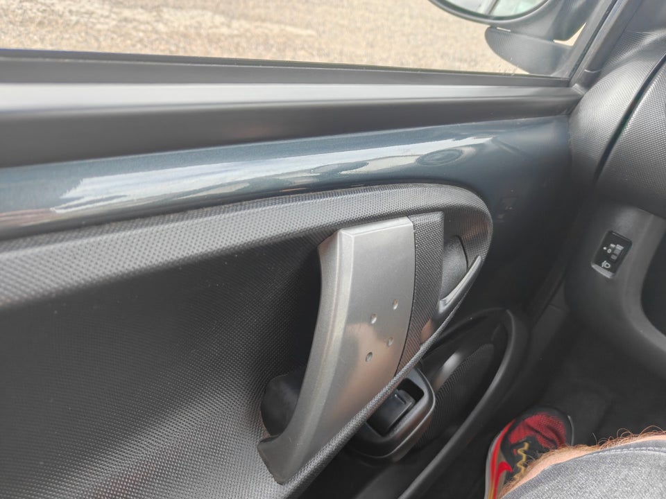 Citroën C1 1,0i Exclusive 5d