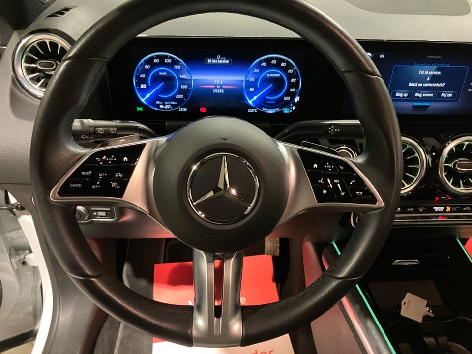 Mercedes EQA300 Progressive 4Matic 5d