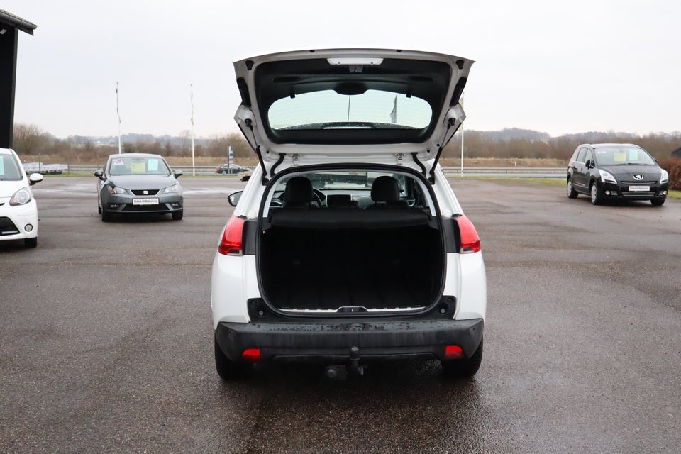 Peugeot 2008 1,2 VTi 82 Allure 5d