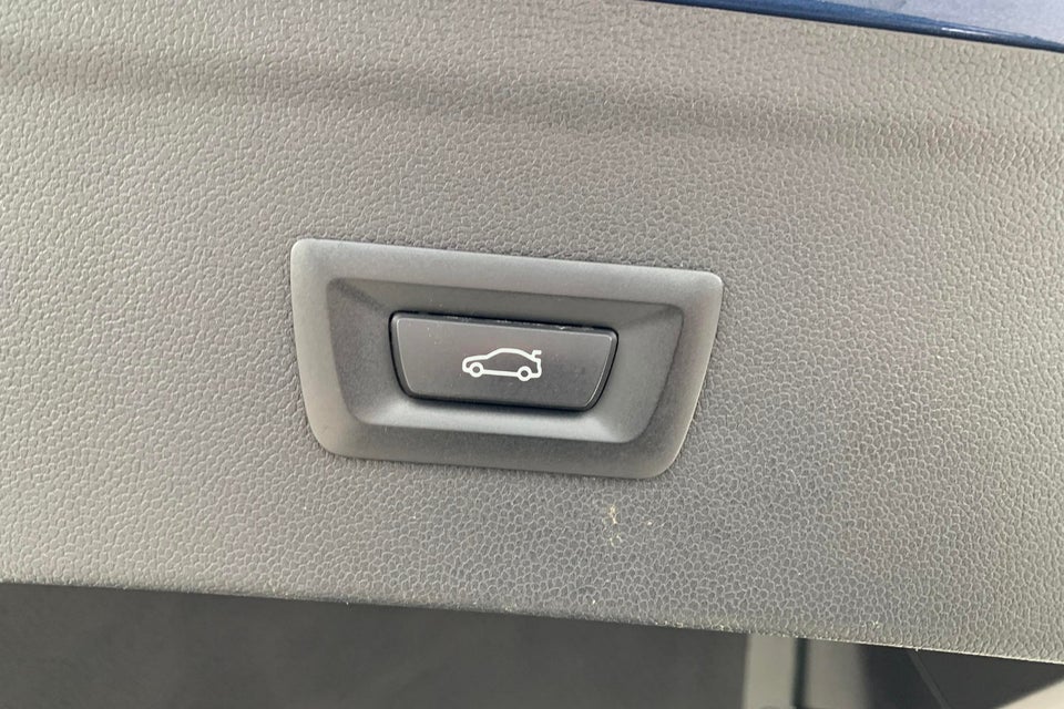 BMW iX xDrive40 Fully Charged 5d