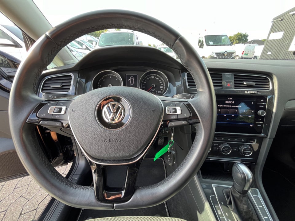 VW Golf VII 2,0 TDi 150 Comfortline DSG Van 5d