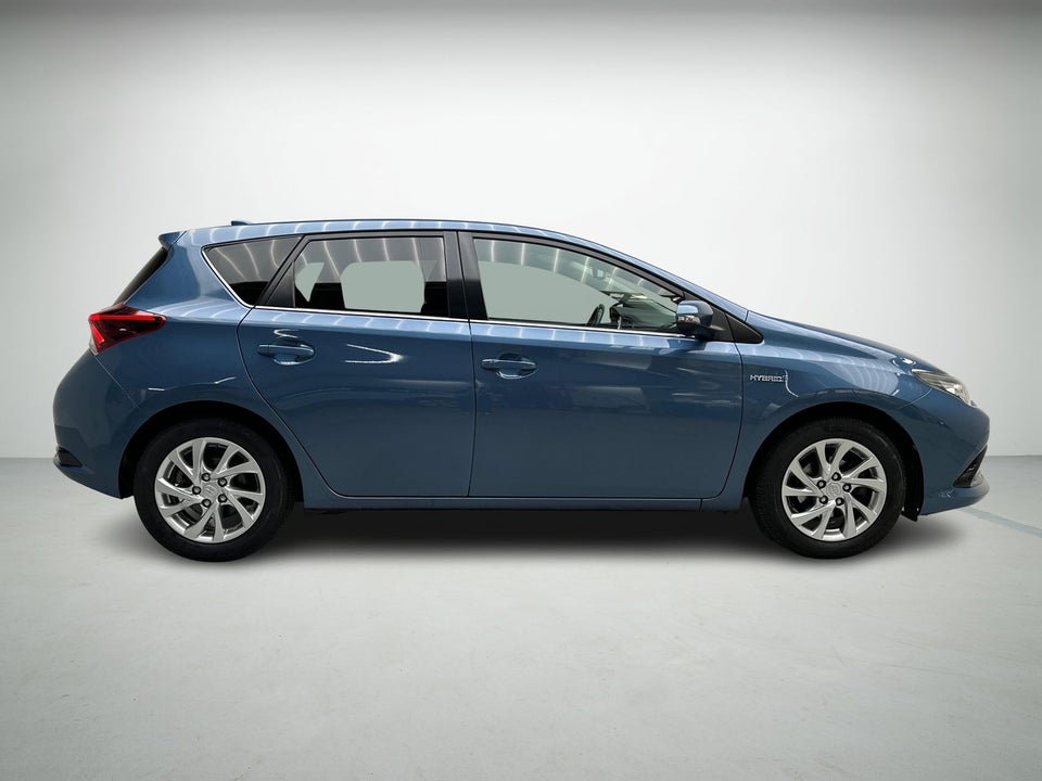 Toyota Auris 1,8 Hybrid H2 Comfort CVT 5d