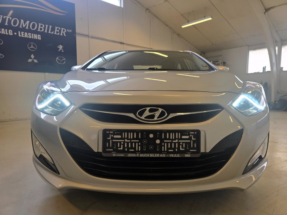Hyundai i40 1,6 GDi Comfort 4d