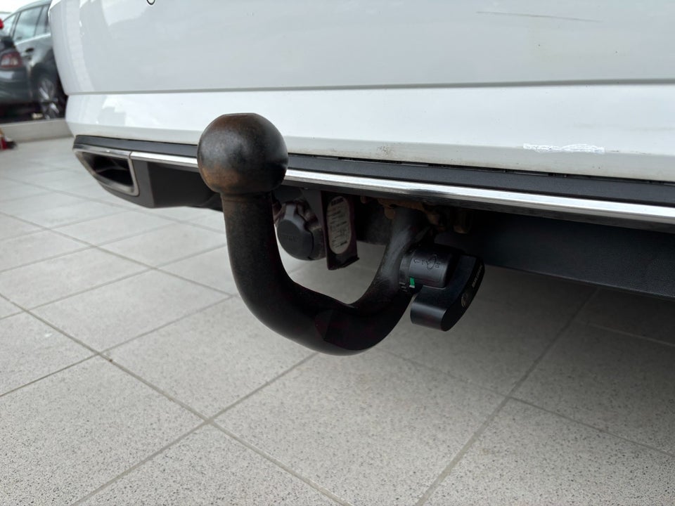 VW Golf VII 1,4 TSi 150 Highline Variant DSG 5d