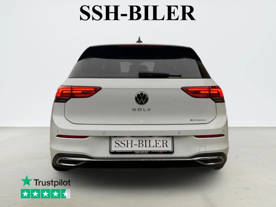 VW Golf VIII 1,4 eHybrid DSG 5d