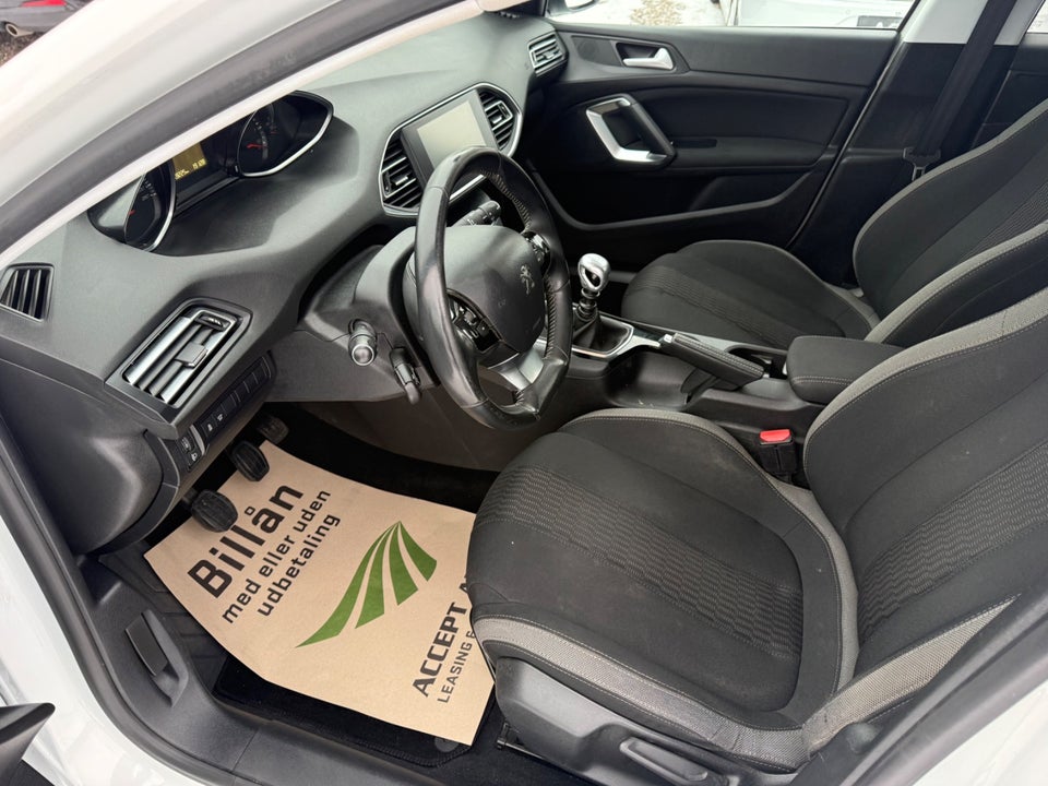 Peugeot 308 1,6 BlueHDi 120 Style 5d