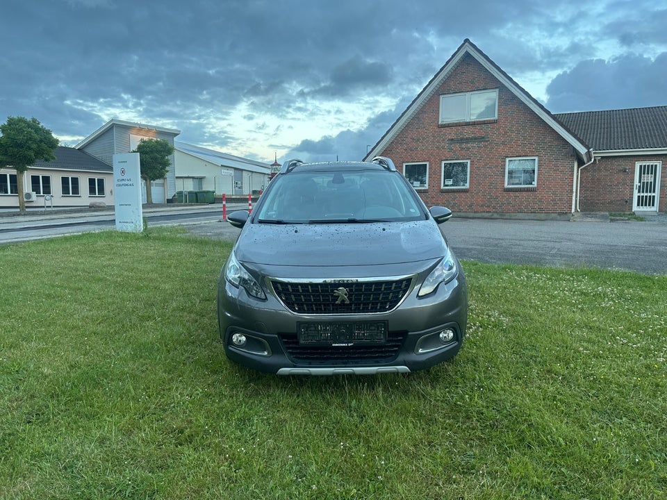 Peugeot 2008 1,6 BlueHDi 100 Allure Sky 5d