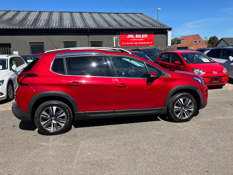 Peugeot 2008 1,2 e-THP 110 Desire Sky 5d