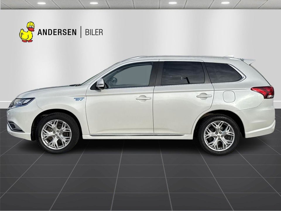 Mitsubishi Outlander 2,4 PHEV Intense CVT 4WD 5d