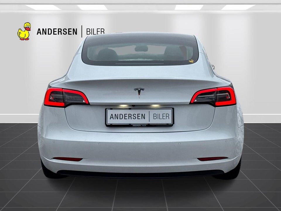 Tesla Model 3 Standard Range+ RWD 4d