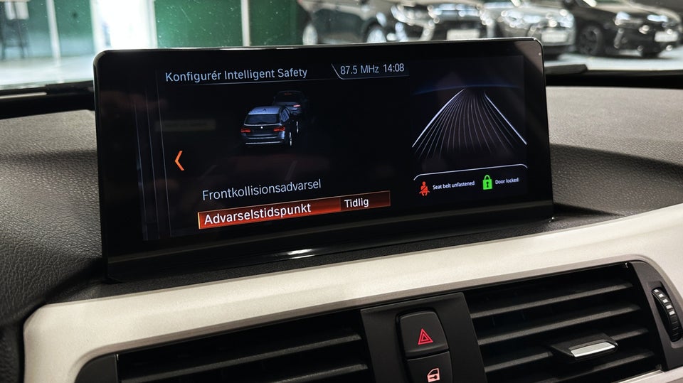 BMW 330i 2,0 Touring M-Sport aut. 5d