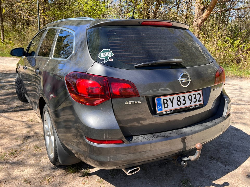 Opel Astra 1,4 T 140 Sport Sports Tourer 5d