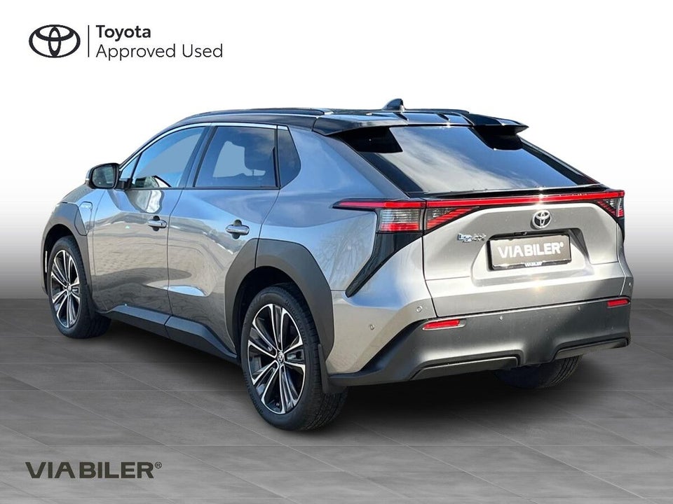 Toyota bZ4X Executive 5d