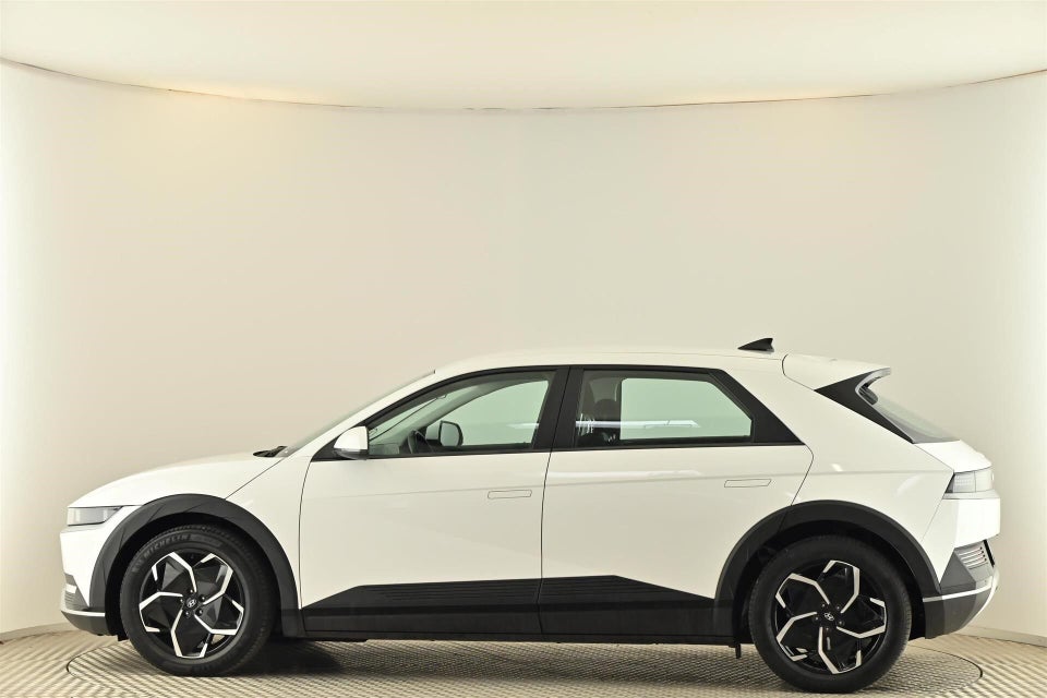 Hyundai Ioniq 5 58 Essential 5d