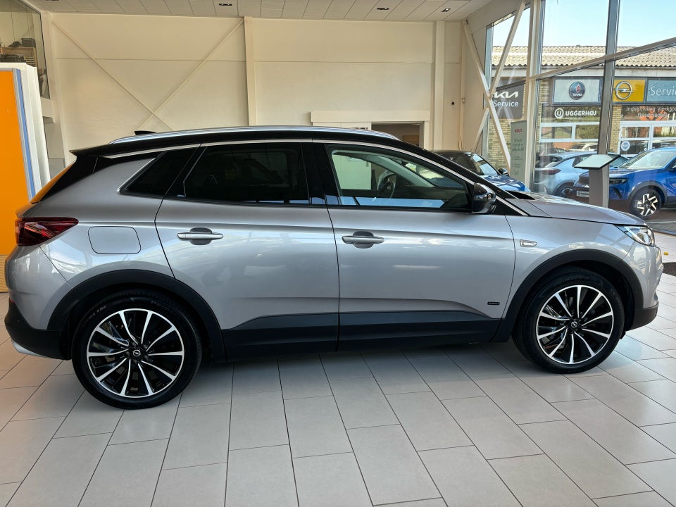 Opel Grandland X 1,6 Hybrid4 EuroLine aut. 5d