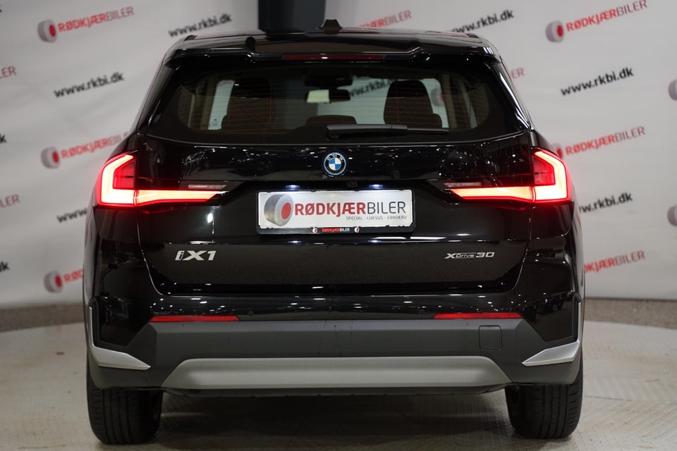 BMW iX1 xDrive30 5d