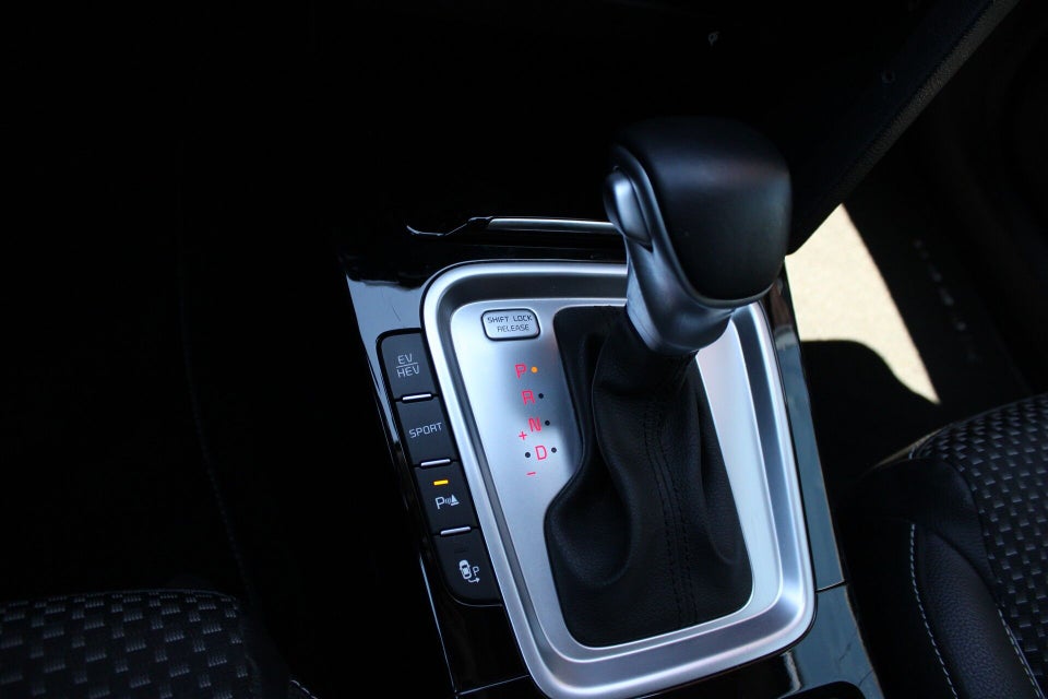 Kia XCeed 1,6 PHEV Upgrade DCT 5d