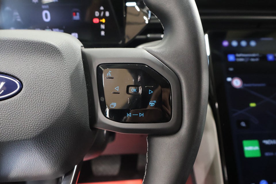 Ford Explorer 82 Select Extended Range 5d