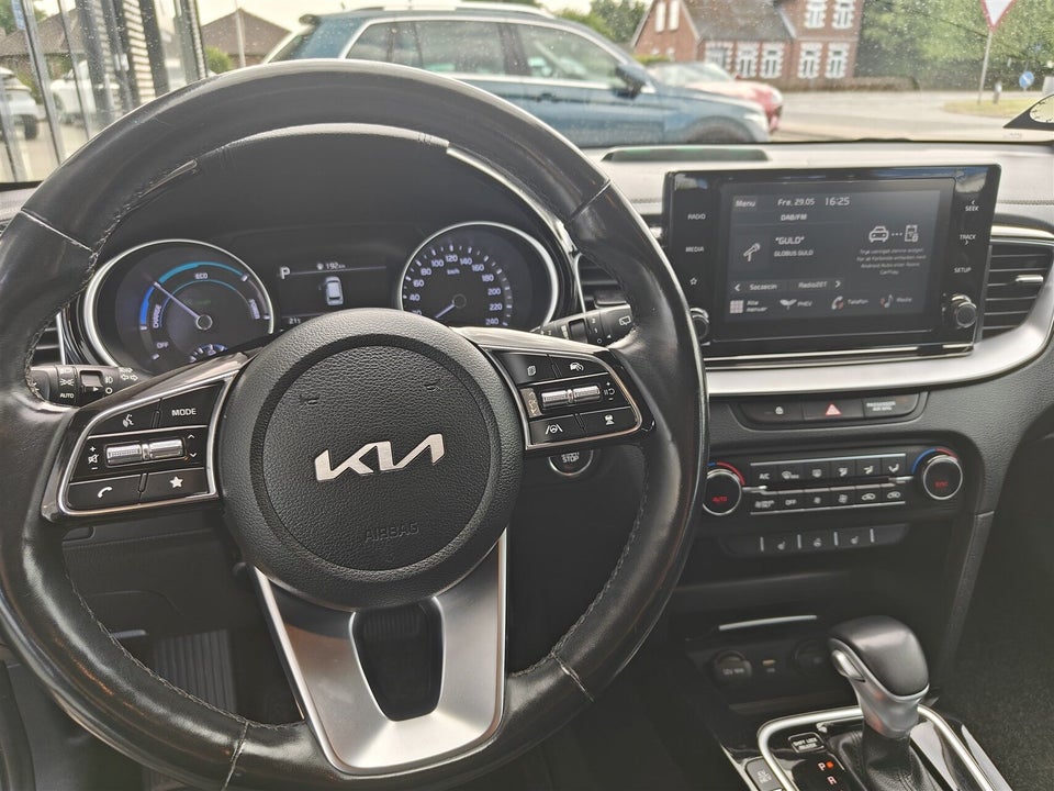 Kia Ceed 1,6 PHEV Prestige SW DCT 5d