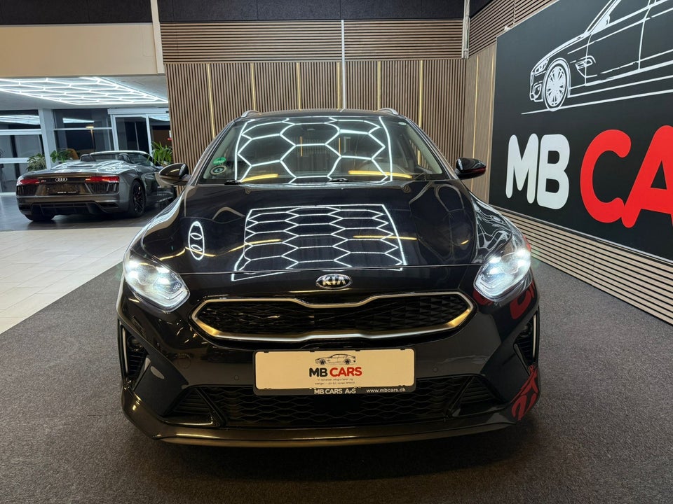 Kia Ceed 1,6 PHEV Upgrade Intro SW DCT 5d