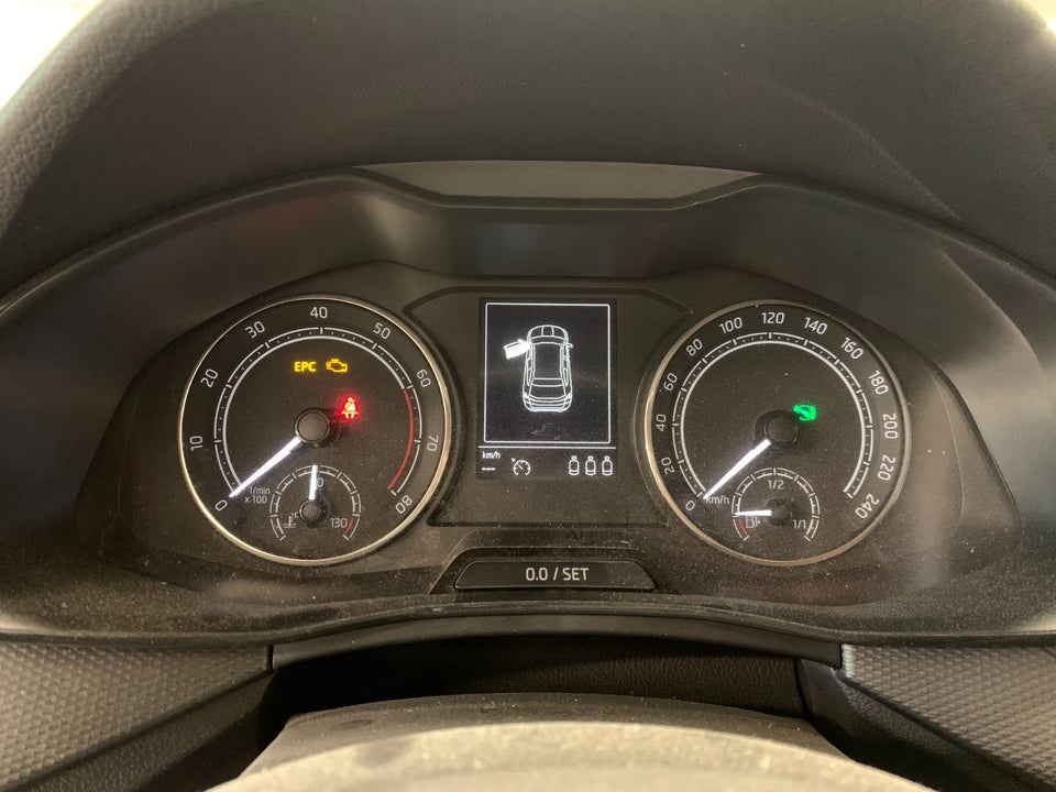 Skoda Kamiq 1,0 TSi 115 Ambition DSG 5d