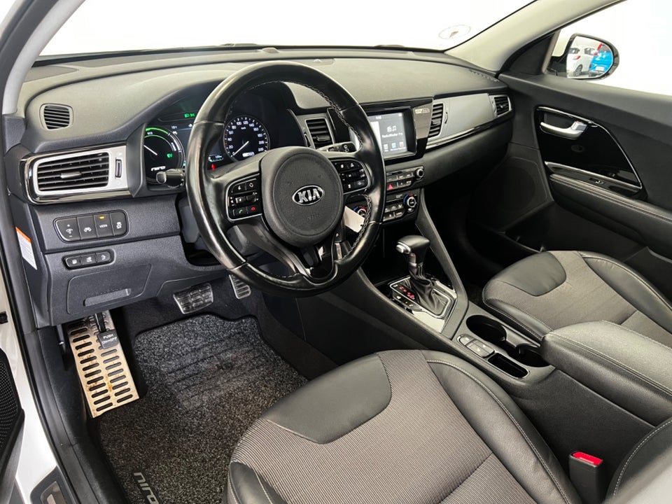 Kia Niro 1,6 PHEV Advance DCT 5d