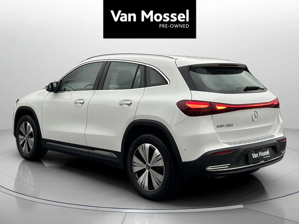 Mercedes EQA250 Progressive 5d