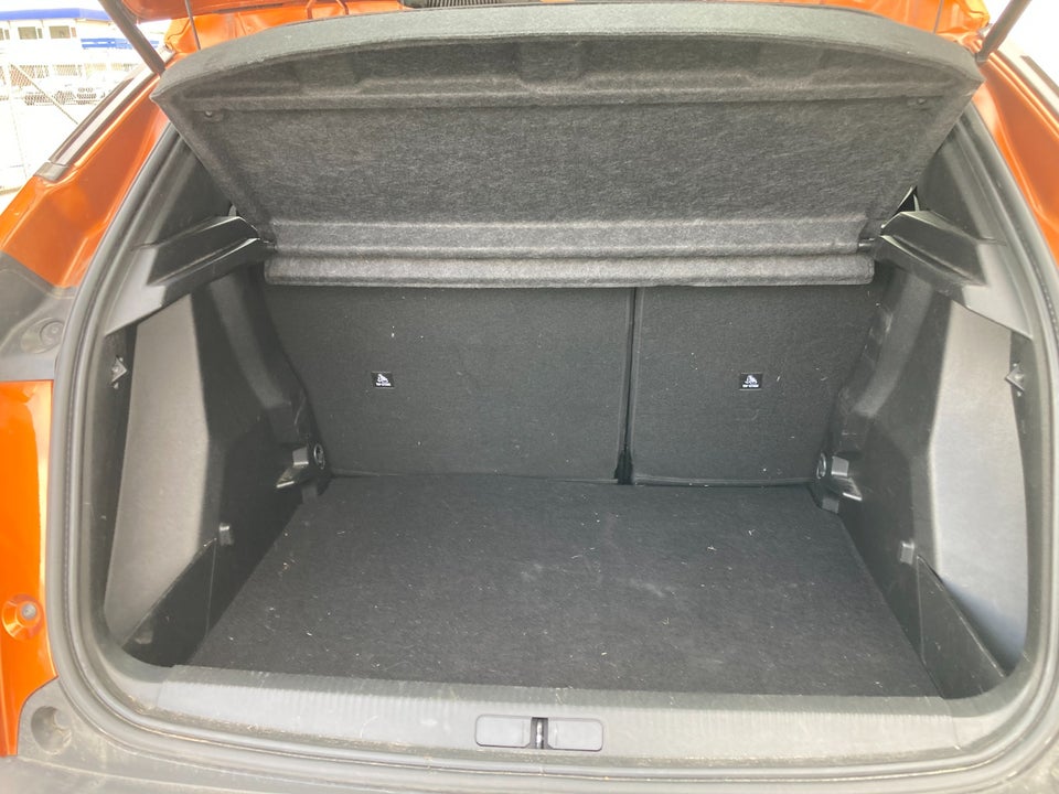 Peugeot 2008 1,2 PureTech 130 Active Pack EAT8 5d