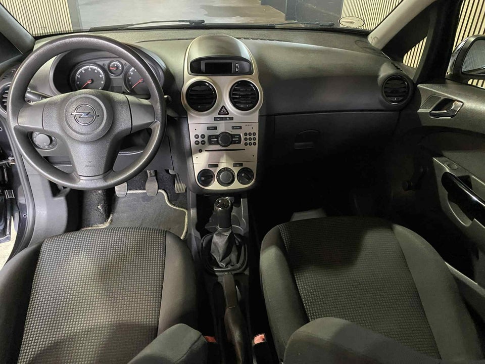 Opel Corsa 1,0 12V Enjoy 3d