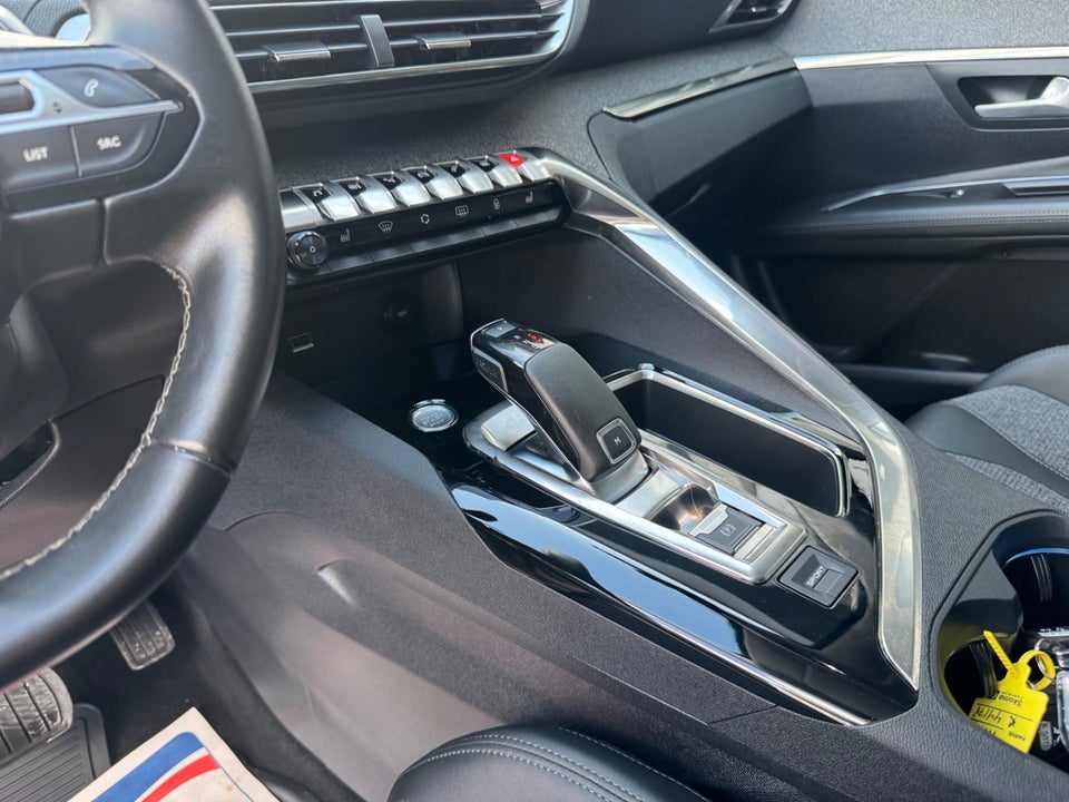 Peugeot 3008 1,5 BlueHDi 130 Allure Limited EAT8 5d