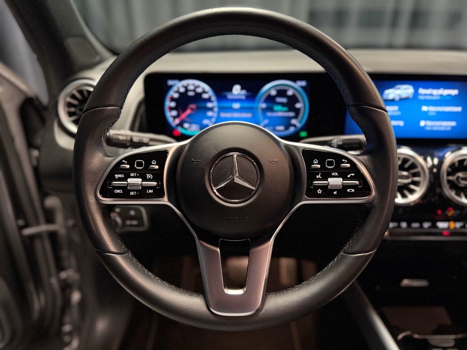 Mercedes EQB250 Progressive 5d