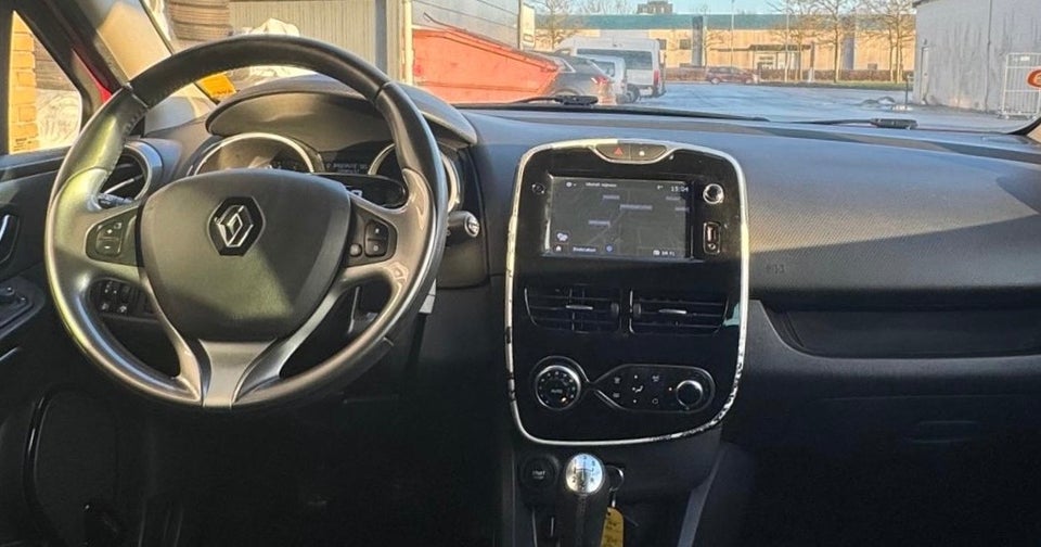 Renault Clio IV 1,5 dCi 75 Limited Sport Tourer 5d