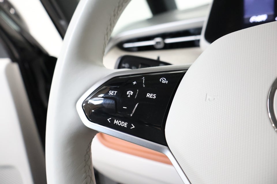 VW ID.Buzz 77 Pro SWB 5d