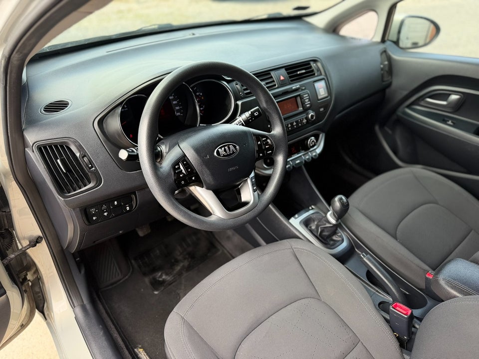 Kia Rio 1,1 CRDi 75 Collect 5d