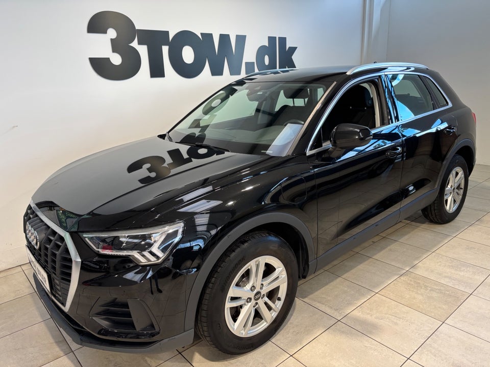 Audi Q3 45 TFSi e Attitude plus S-tr. 5d
