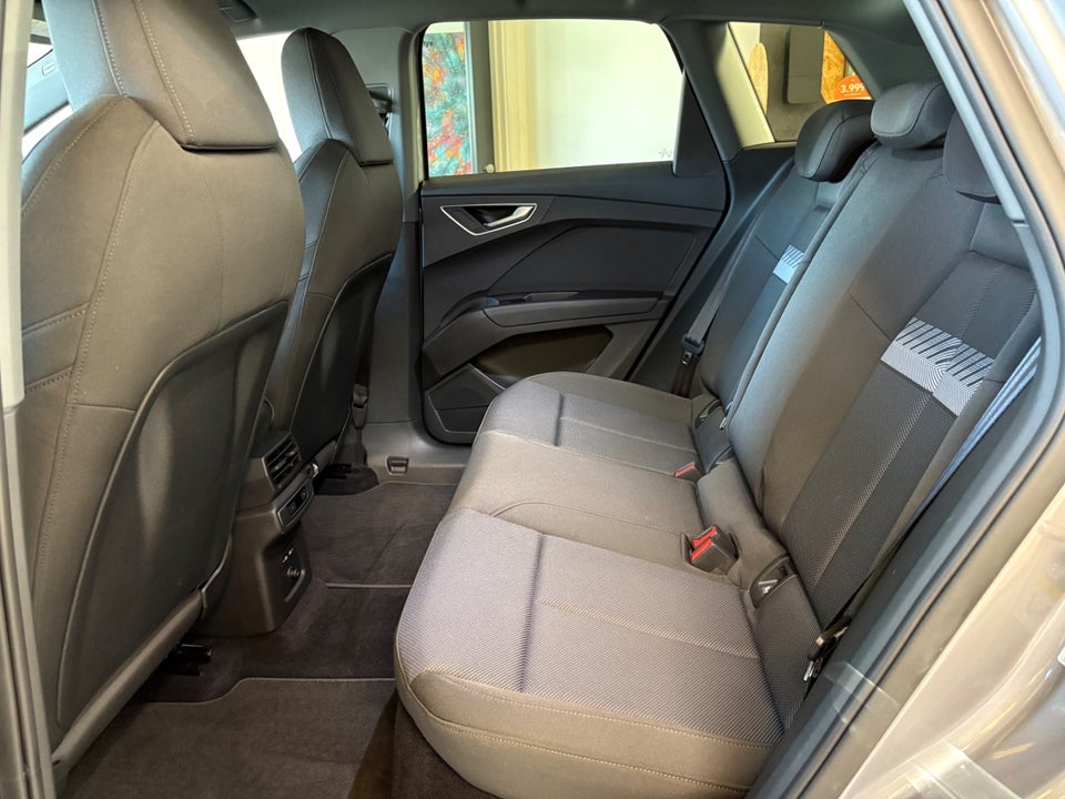 Audi Q4 e-tron 40 Advanced 5d