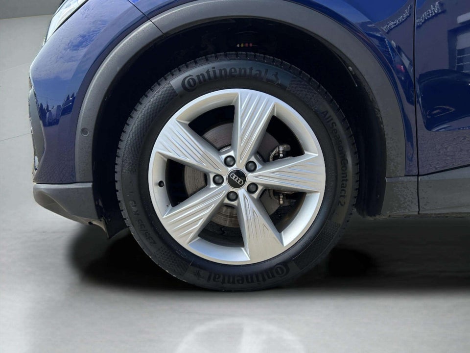 Audi Q4 e-tron 35 Advanced 5d