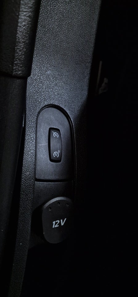 Renault Clio III 1,5 dCi 75 Avantage Sport Tourer 5d