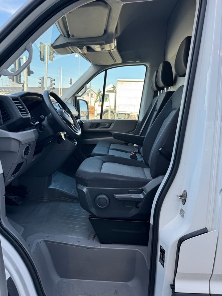 VW Crafter 35 2,0 TDi 177 Kassevogn L3H3