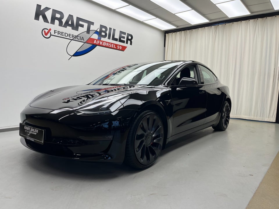 Tesla Model 3 Performance AWD 4d