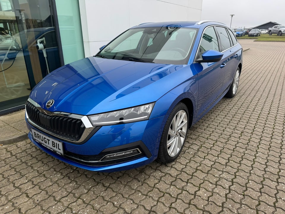 Skoda Octavia 1,4 TSi iV Plus Combi DSG 5d