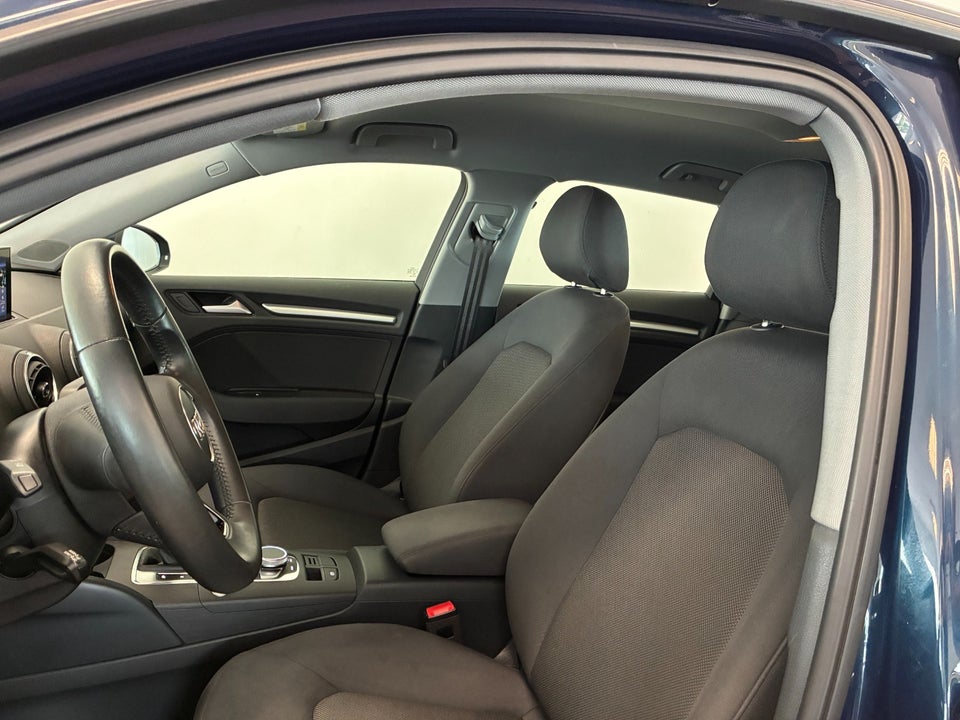 Audi A3 1,4 e-tron Sportback S-tr. 5d
