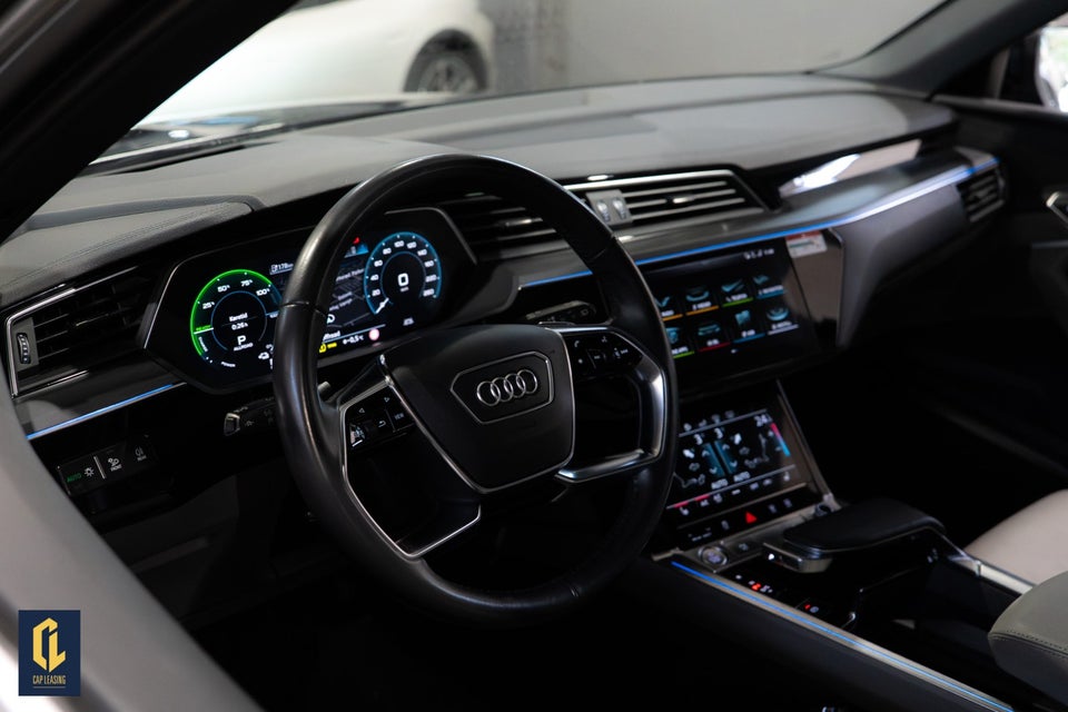 Audi e-tron 55 Advanced quattro 5d