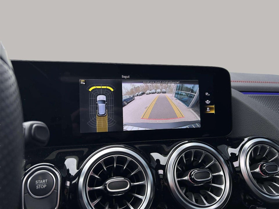 Mercedes EQA300 AMG Line 4Matic 5d