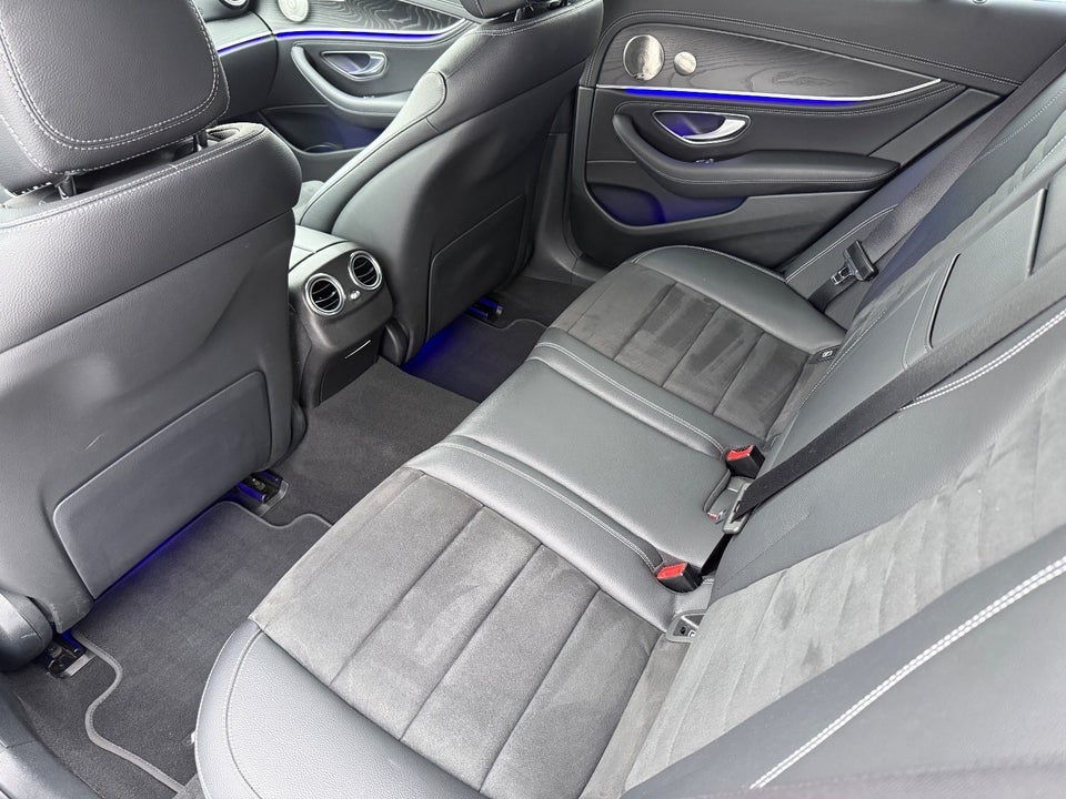 Mercedes E300 e 2,0 AMG Line stc. aut. 5d