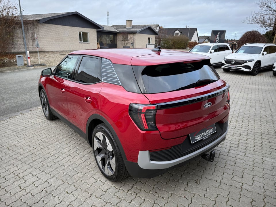 Ford Explorer 82 Premium Extended Range 5d