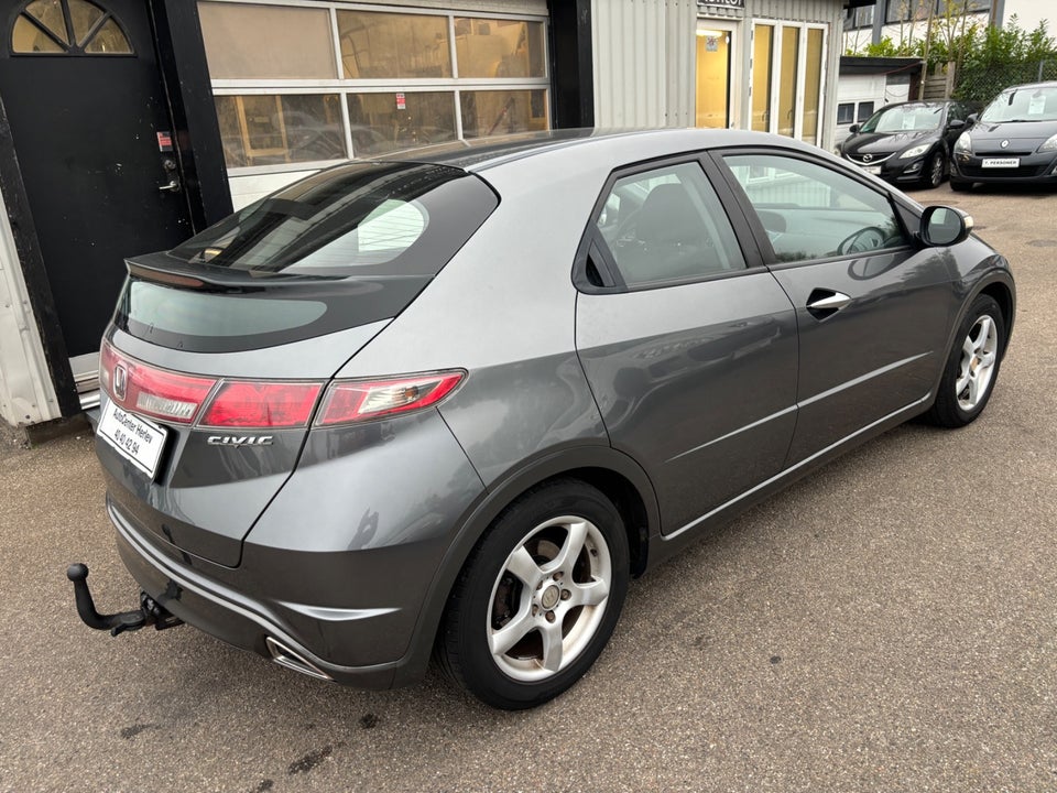 Honda Civic 1,4 Comfort 5d