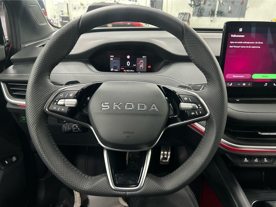 Skoda Enyaq 80 iV Suite 5d