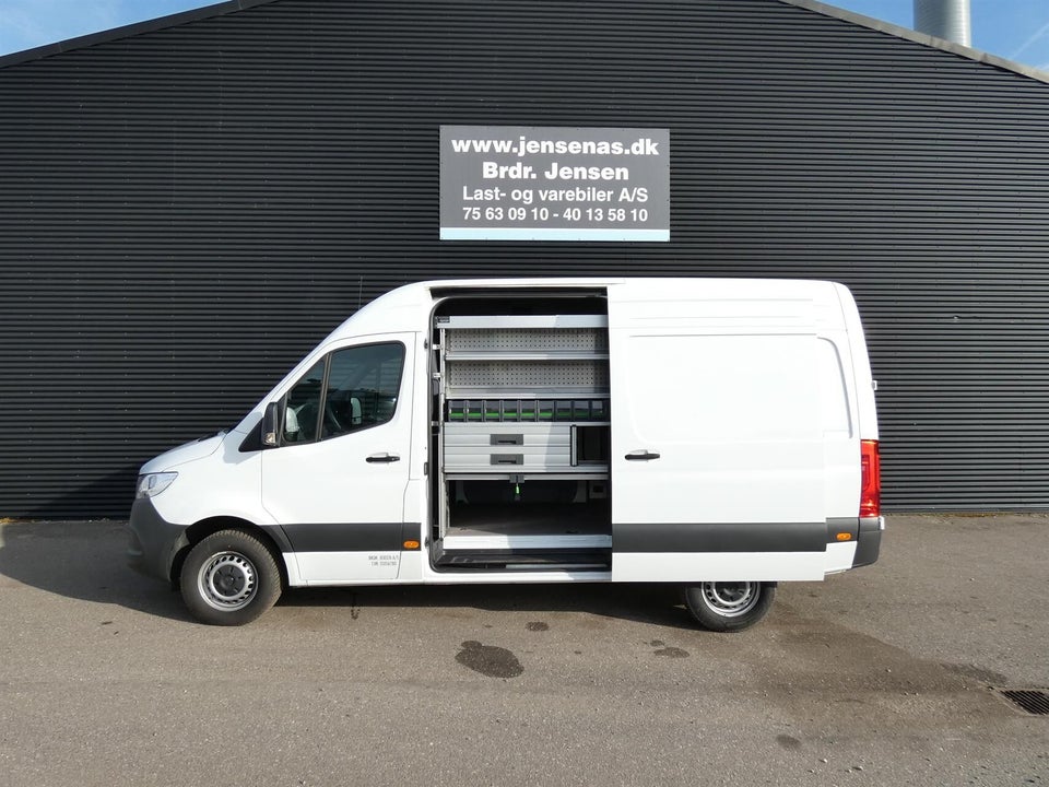 Mercedes Sprinter 317 2,0 CDi A2 Kassevogn PRO aut. RWD